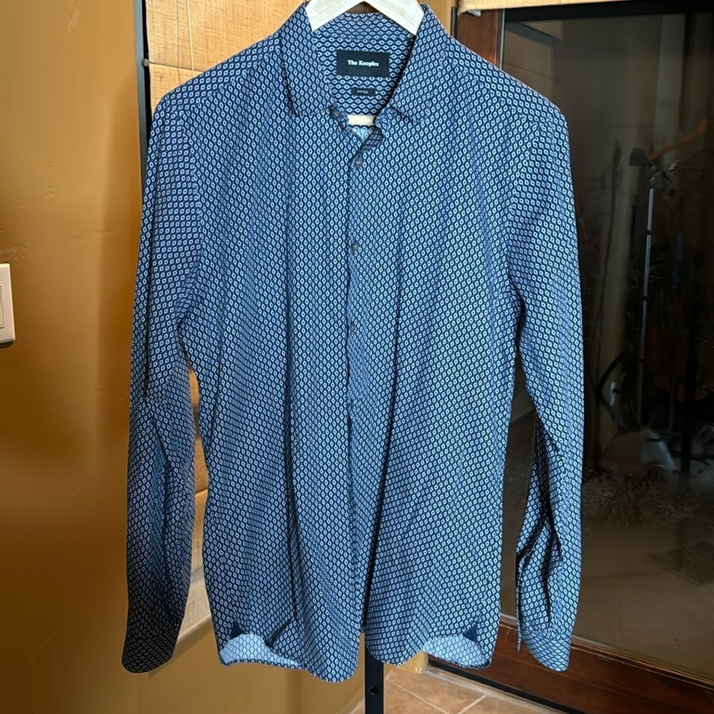 THE KOOPLES CLASSIC COLLAR WHITE AZTEC PRINTED BLUE SHIRT SIZE MEDIUM